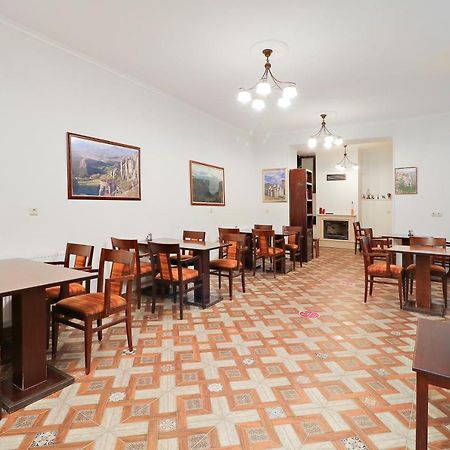 Отель Alsos House Калампака Экстерьер фото